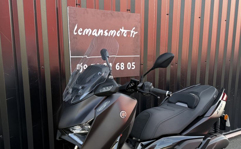YAMAHA XMAX 125 TECH MAX 15