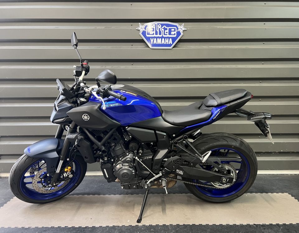 YAMAHA MT-07 2