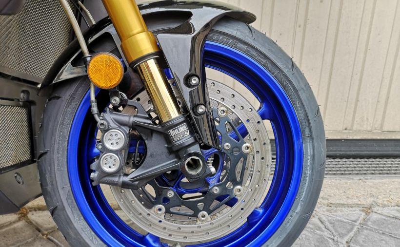 YAMAHA MT-10 SP 12