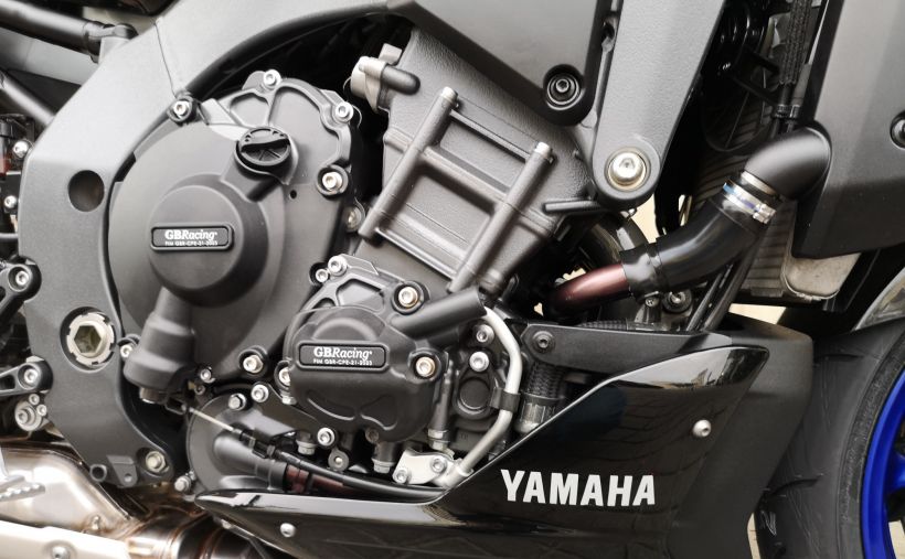 YAMAHA MT-10 SP 52