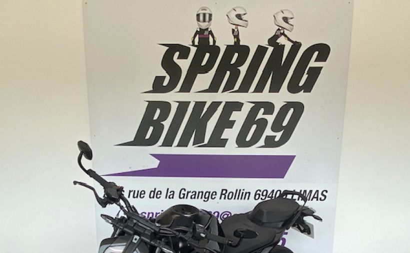 KTM 890 DUKE 1