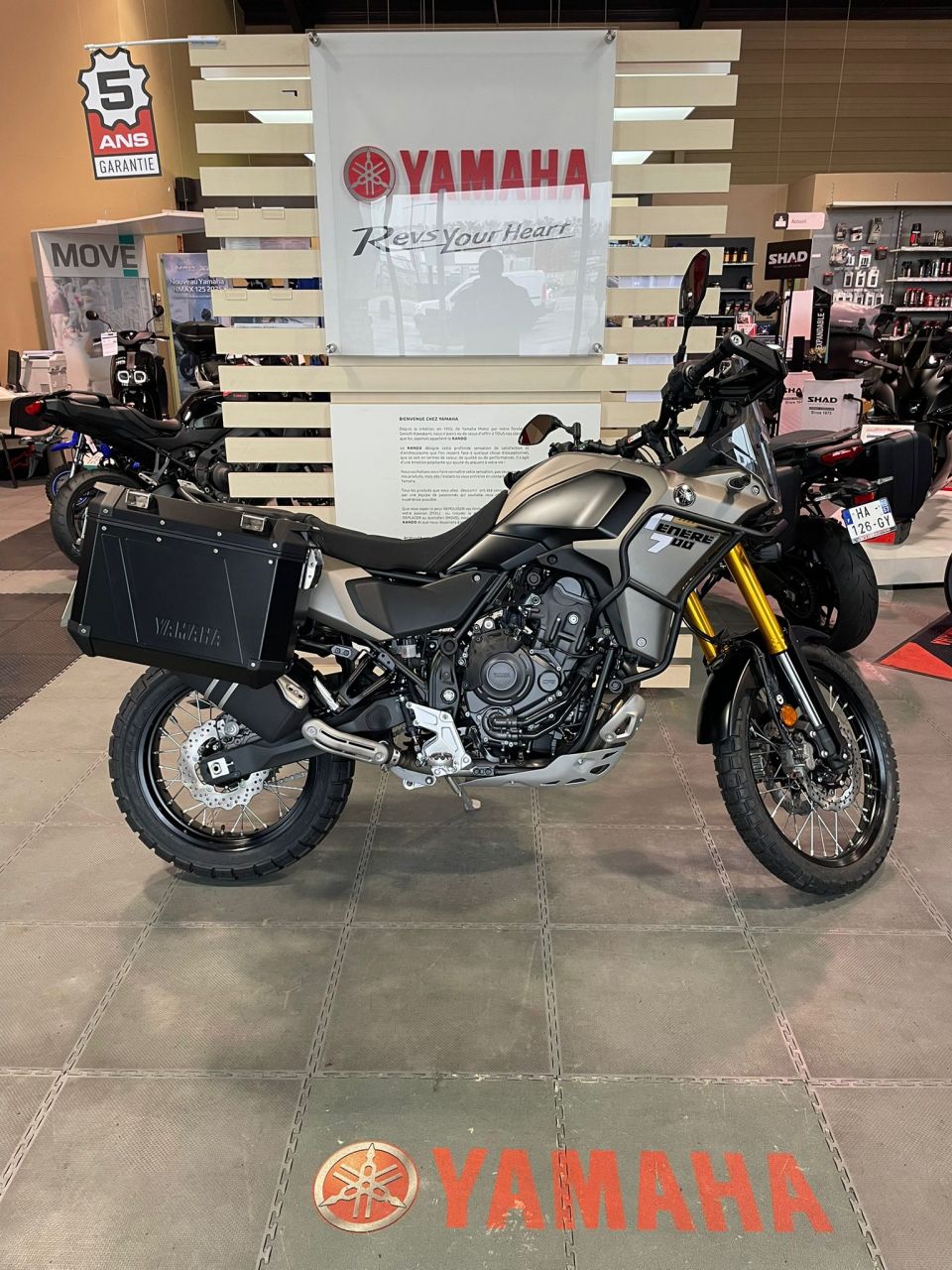 YAMAHA XTZ TENERE 700 1