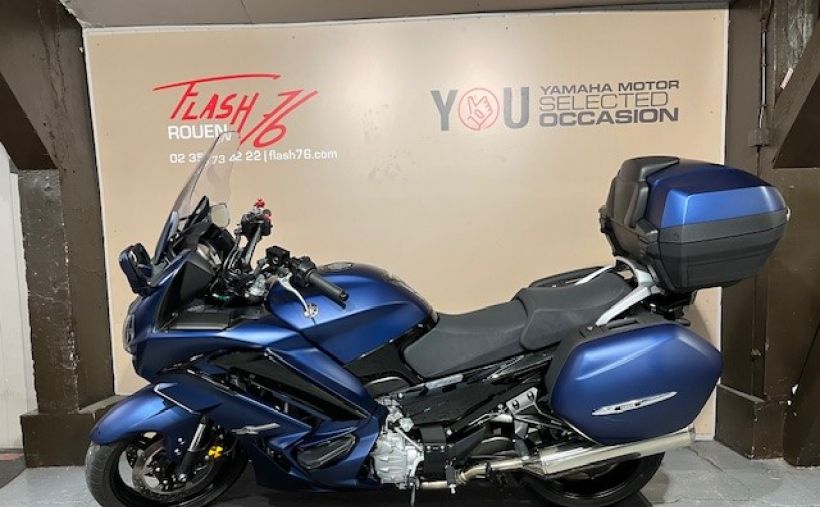 YAMAHA FJR 1300 AE 3