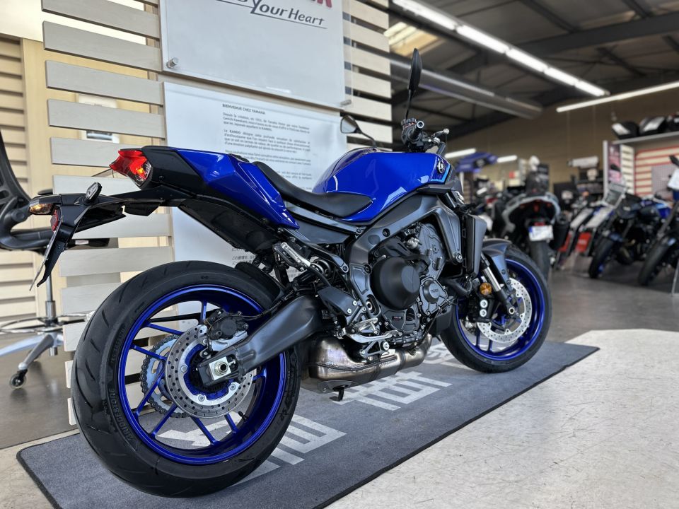YAMAHA MT-09 Y-AMT 35 KW 12