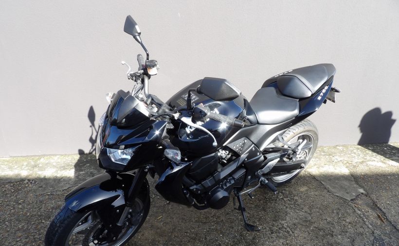 KAWASAKI Z 750 4