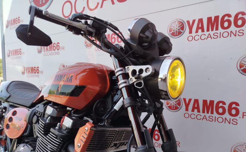 YAMAHA XJR 1300 2