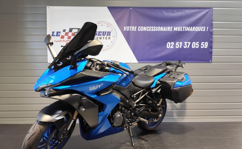SUZUKI GSXS 1000 GT 2