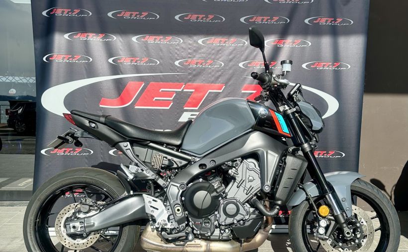 YAMAHA MT-09 0