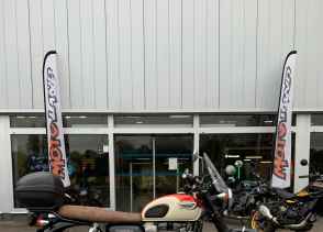 TRIUMPH BONNEVILLE T100 900 - 2017