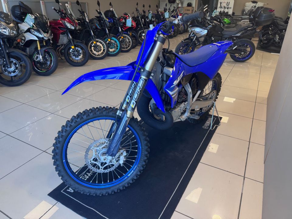 YAMAHA YZ250 4