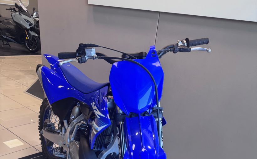 YAMAHA YZ250 6