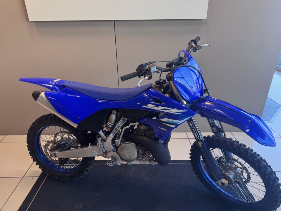 YAMAHA YZ250 8