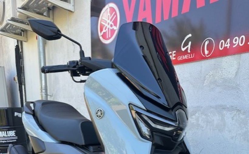YAMAHA NMAX 125 TECH MAX 1