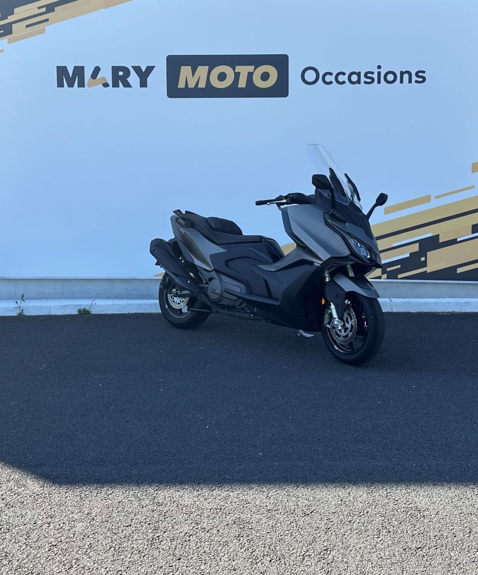 KYMCO AK 550 13