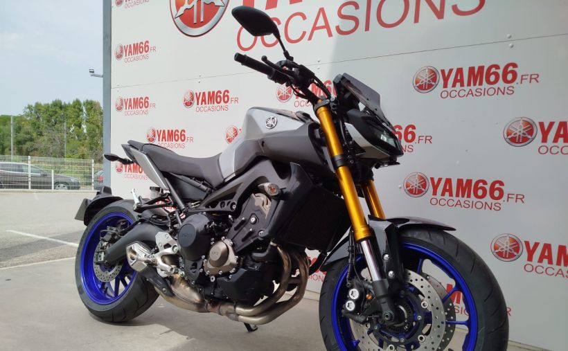 YAMAHA MT-09 SP 1