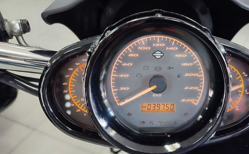 HARLEY-DAVIDSON V-ROD NIGHT ROD 1250 SPECIAL 6