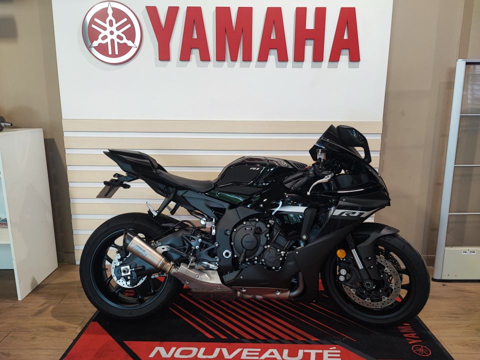 YAMAHA YZF 1000 R1 0