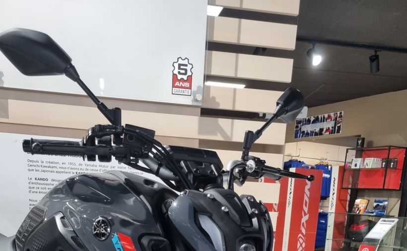 YAMAHA MT-07 (47.5CV) 1