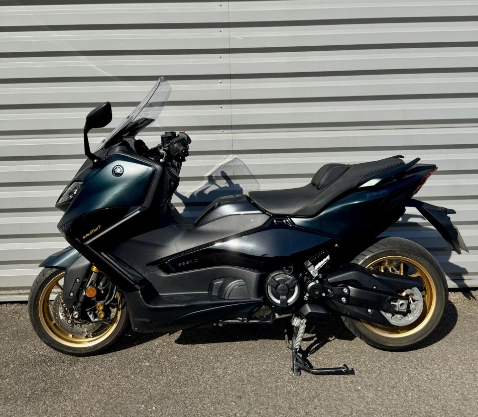 YAMAHA XP T-MAX 560 TECH MAX 8