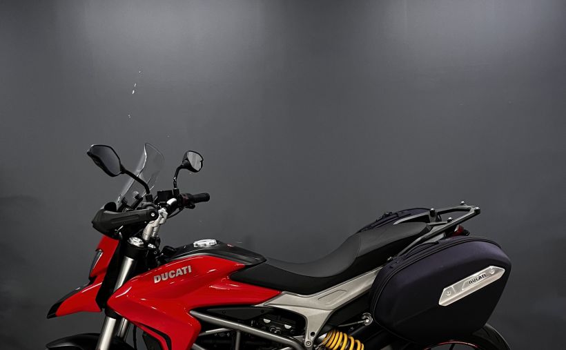 DUCATI HYPERSTRADA 12