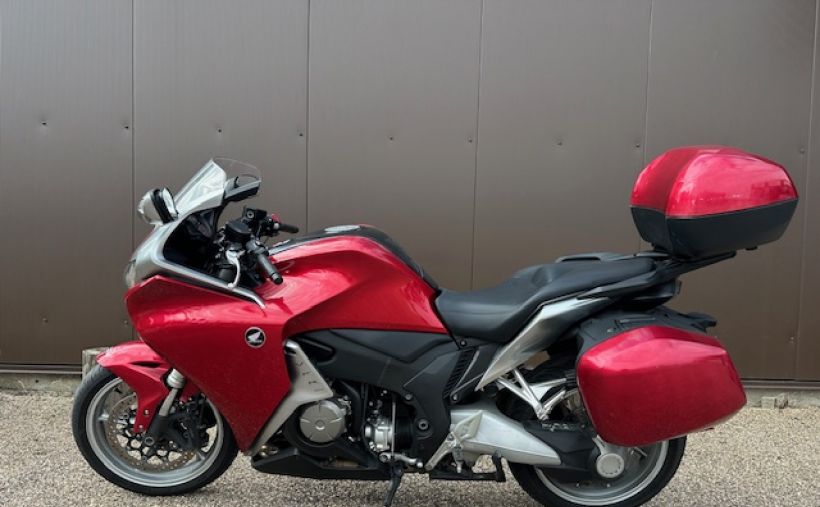 HONDA VFR 1200 1