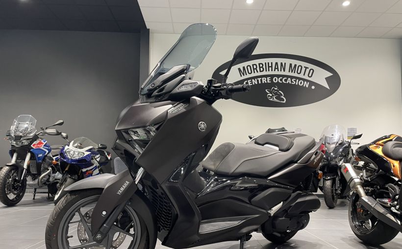 YAMAHA XMAX 125 TECH MAX 0