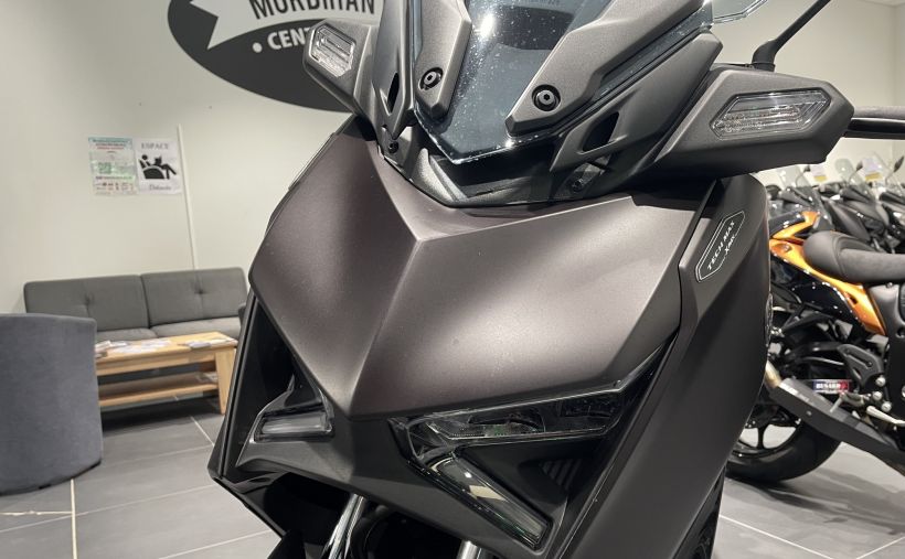 YAMAHA XMAX 125 TECH MAX 4