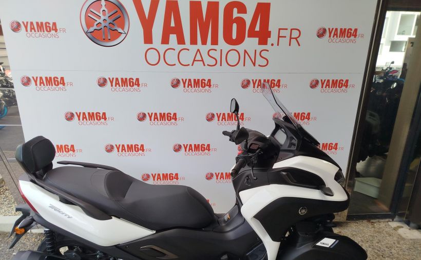 YAMAHA TRICITY 300 1