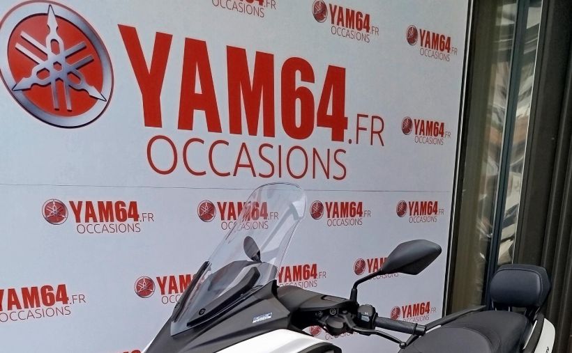 YAMAHA TRICITY 300 3