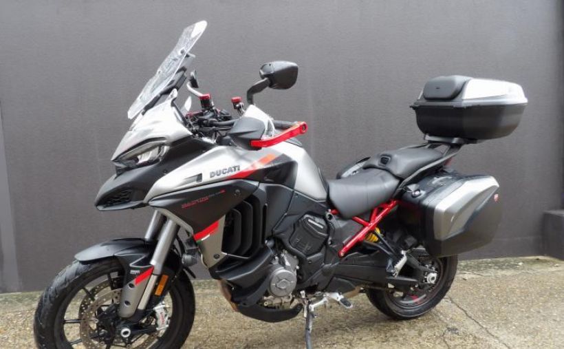 DUCATI MULTISTRADA V4 S 6