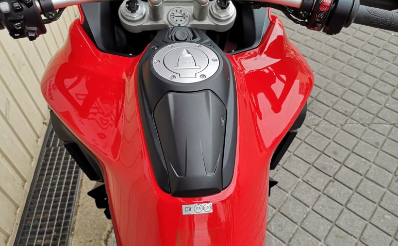 DUCATI MULTISTRADA V4 S 12