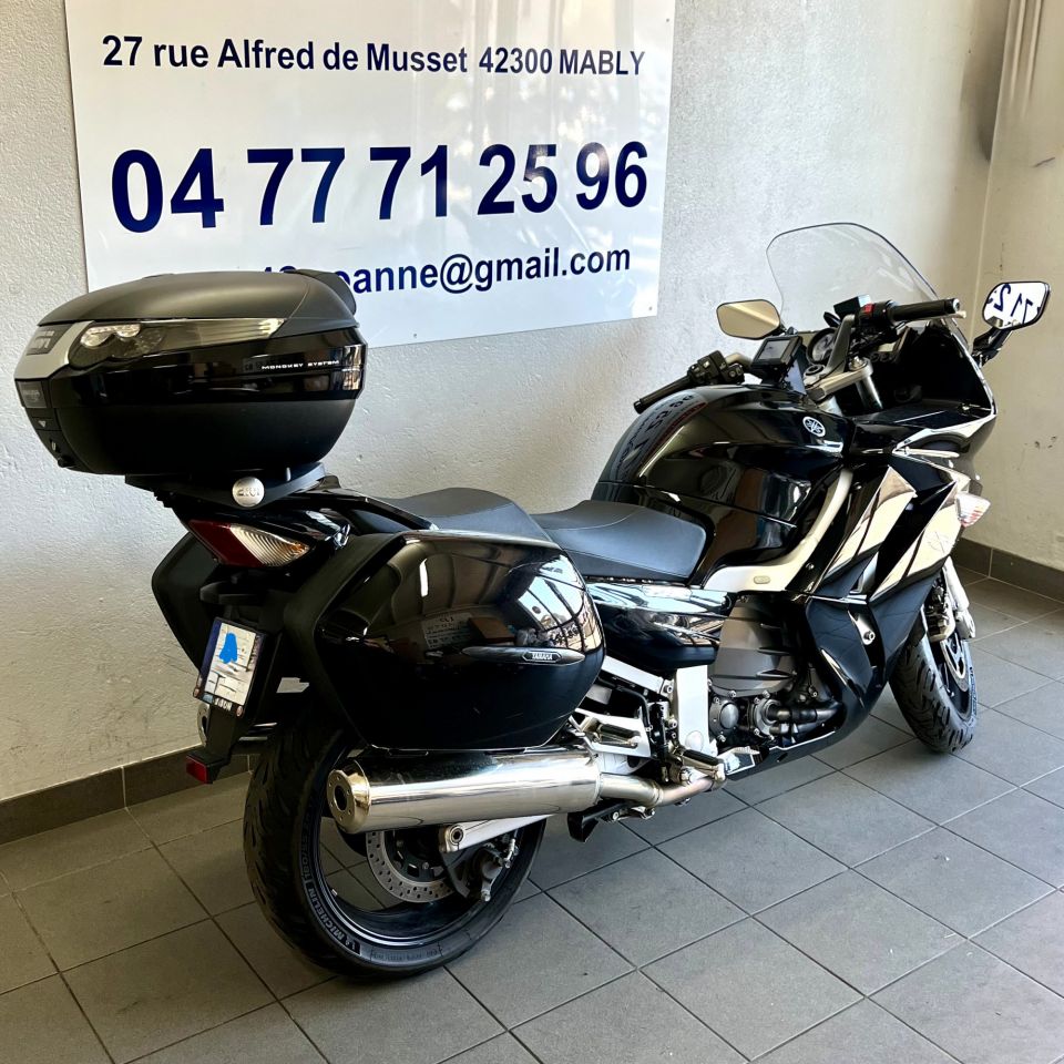 YAMAHA FJR 1300 AS 9