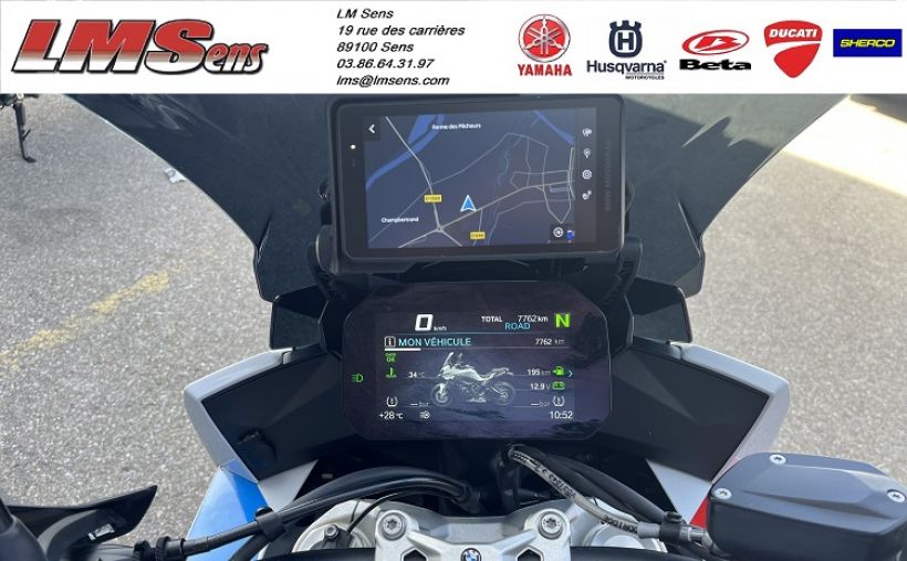 BMW S 1000 XR 2