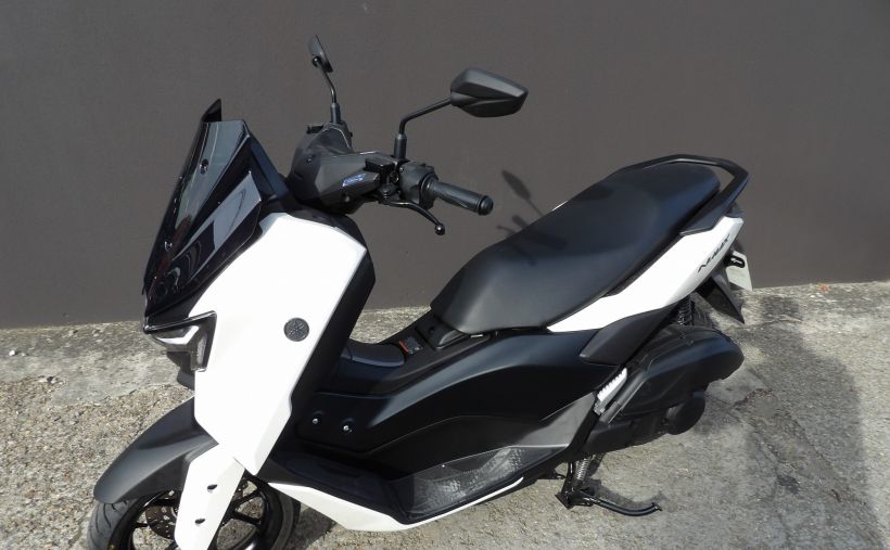 YAMAHA NMAX 125 4