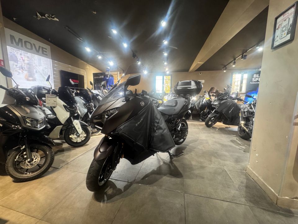 YAMAHA XP T-MAX 560 TECH MAX 1