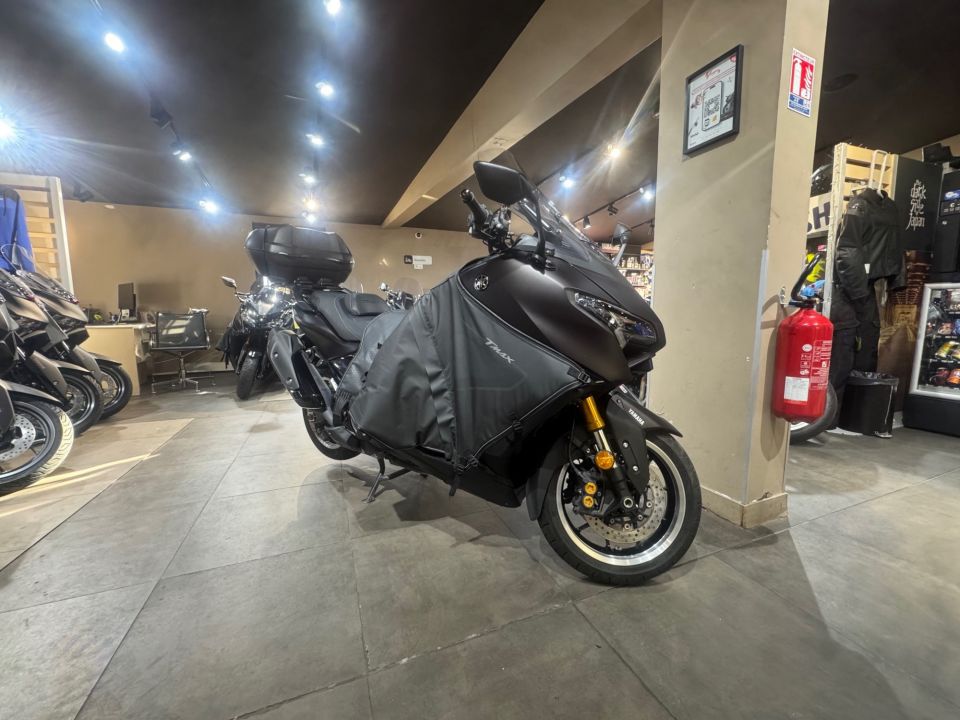 YAMAHA XP T-MAX 560 TECH MAX 3