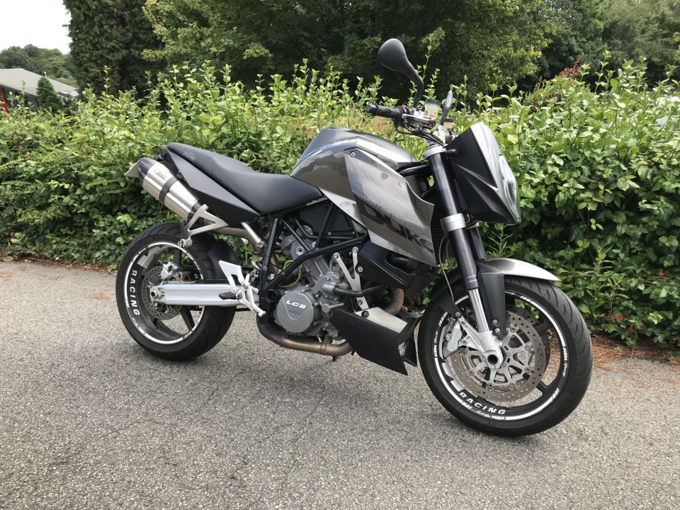 KTM 990 SUPER DUKE 0