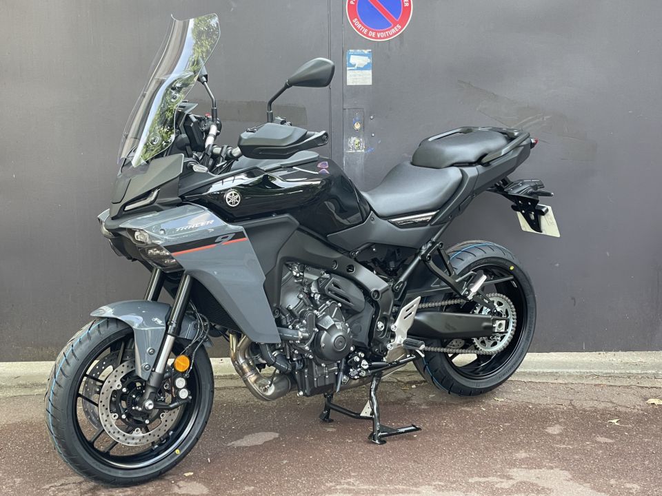 YAMAHA TRACER 9 2025 BOITE MECA - LOA POSSIBLE - GARANTIE CONSTRUCTEUR 2