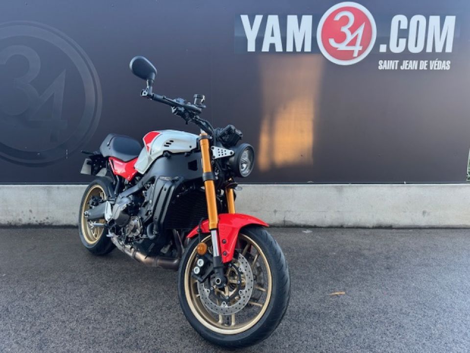YAMAHA XSR 900 1