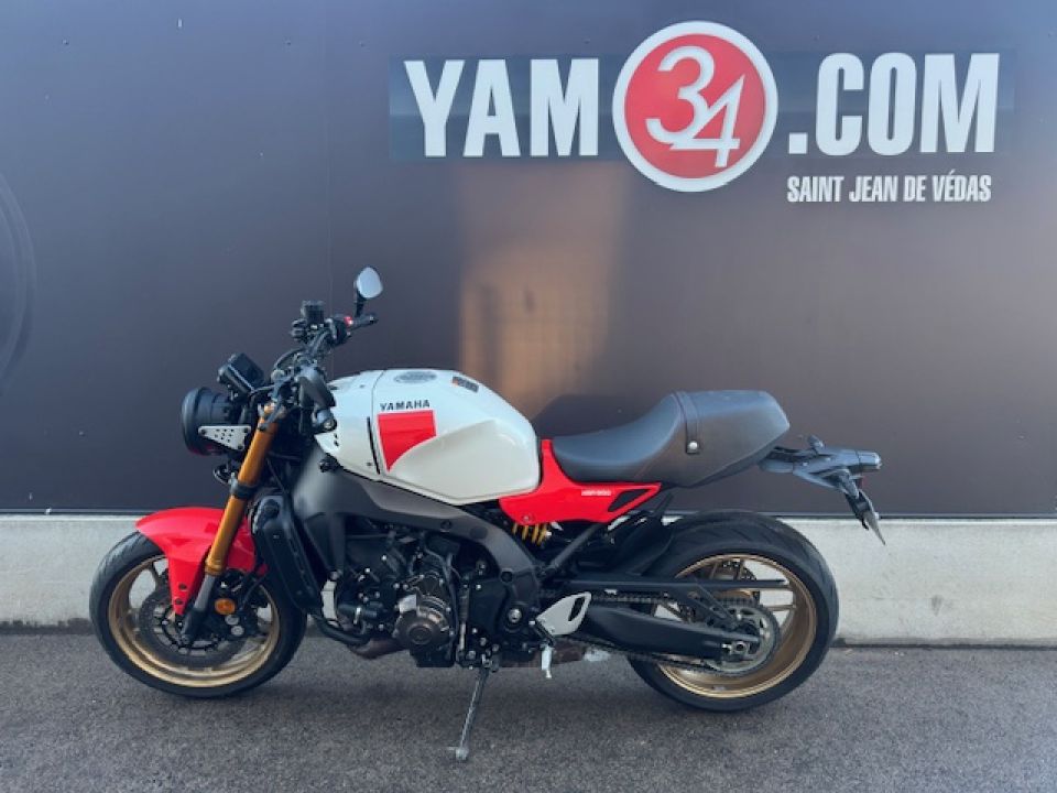 YAMAHA XSR 900 3