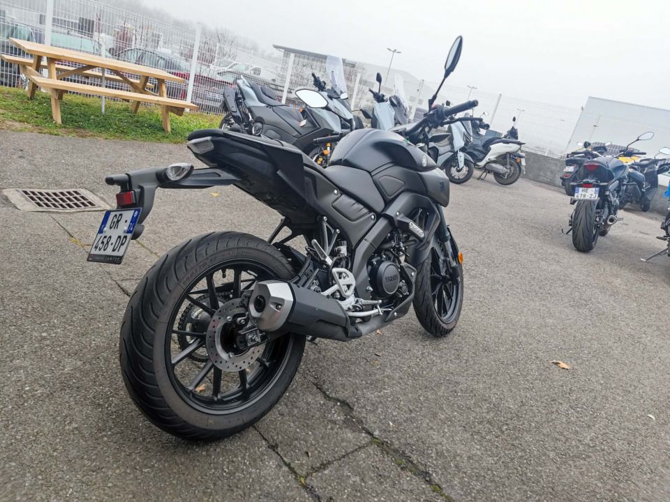 YAMAHA MT-125 ABS 2