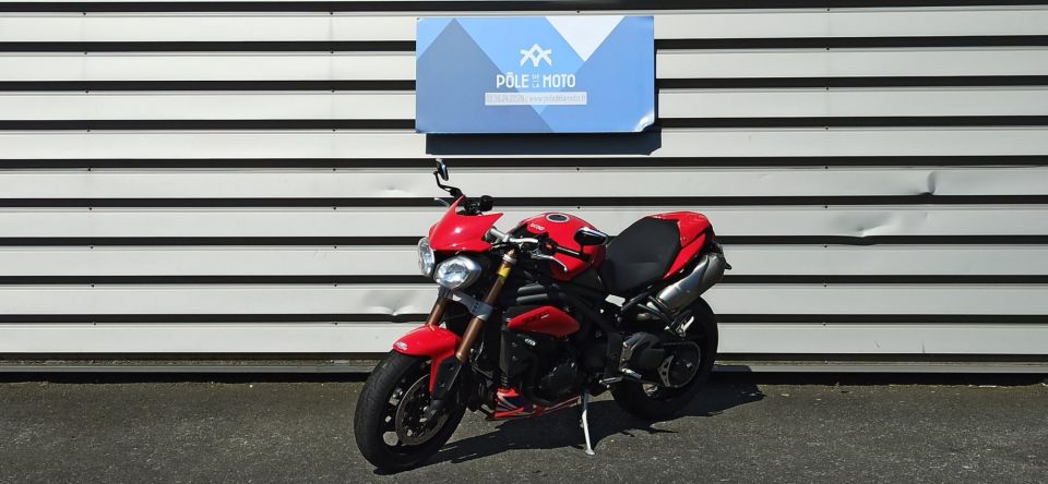 TRIUMPH SPEED TRIPLE 1050 10