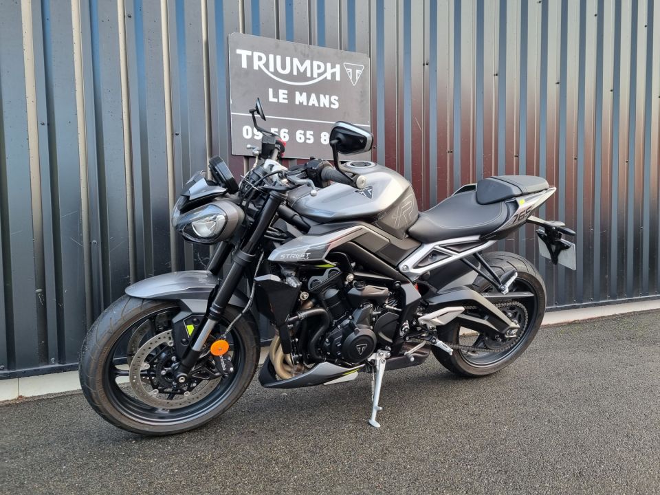 TRIUMPH STREET TRIPLE 765 R 25