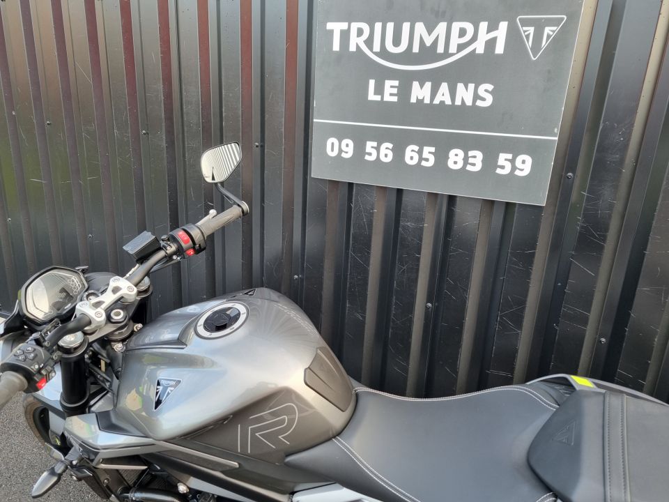 TRIUMPH STREET TRIPLE 765 R 30