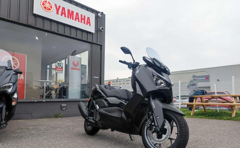 YAMAHA X-MAX 125 TECH MAX 0
