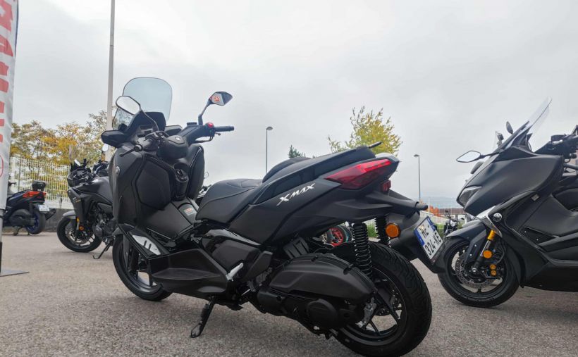 YAMAHA X-MAX 125 TECH MAX 2