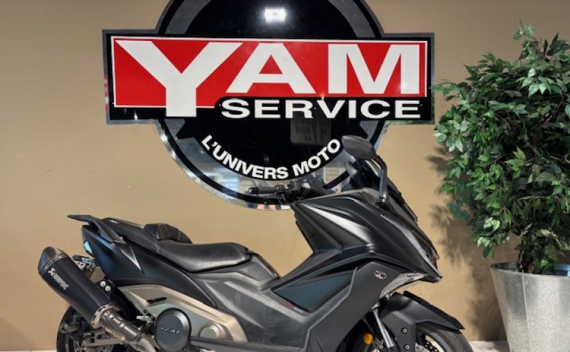 KYMCO AK 550 0