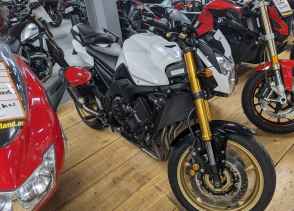 YAMAHA FZ8 - 2012