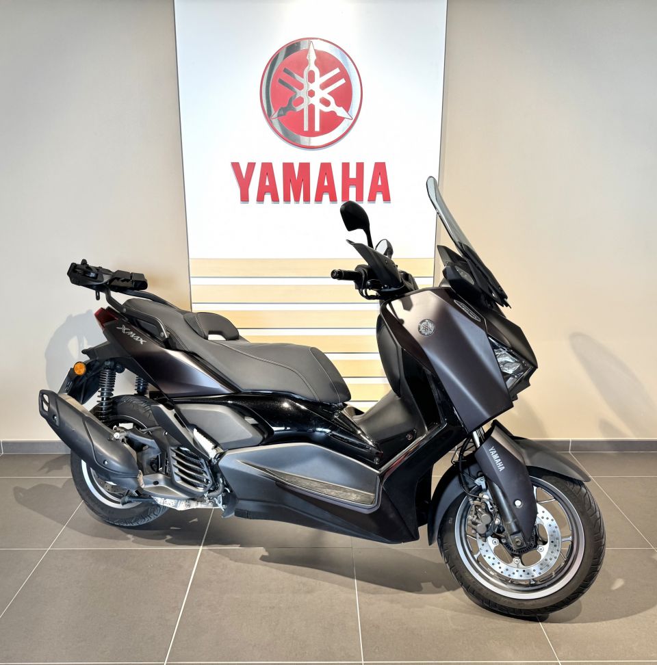 YAMAHA XMAX 125 TECH MAX 1