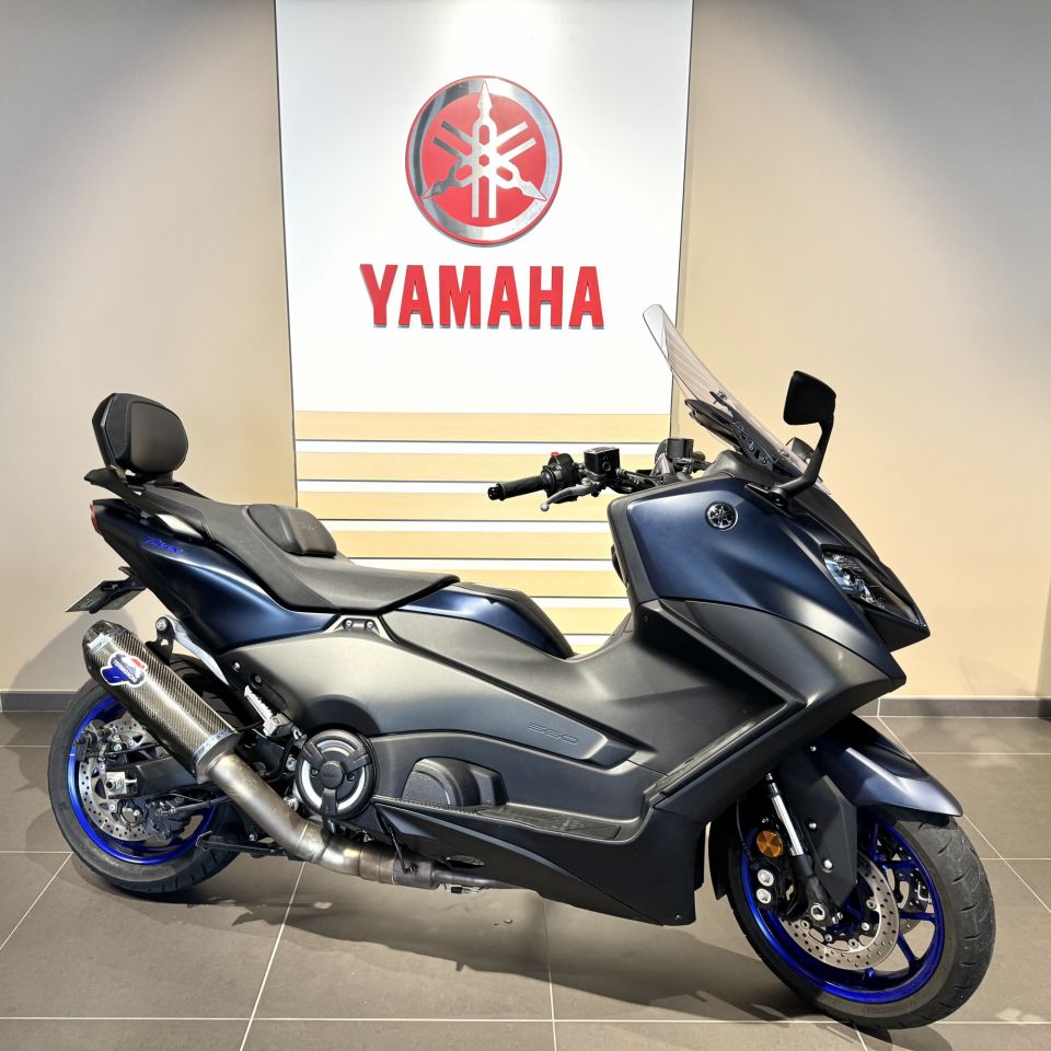 YAMAHA XP T-MAX 560 0